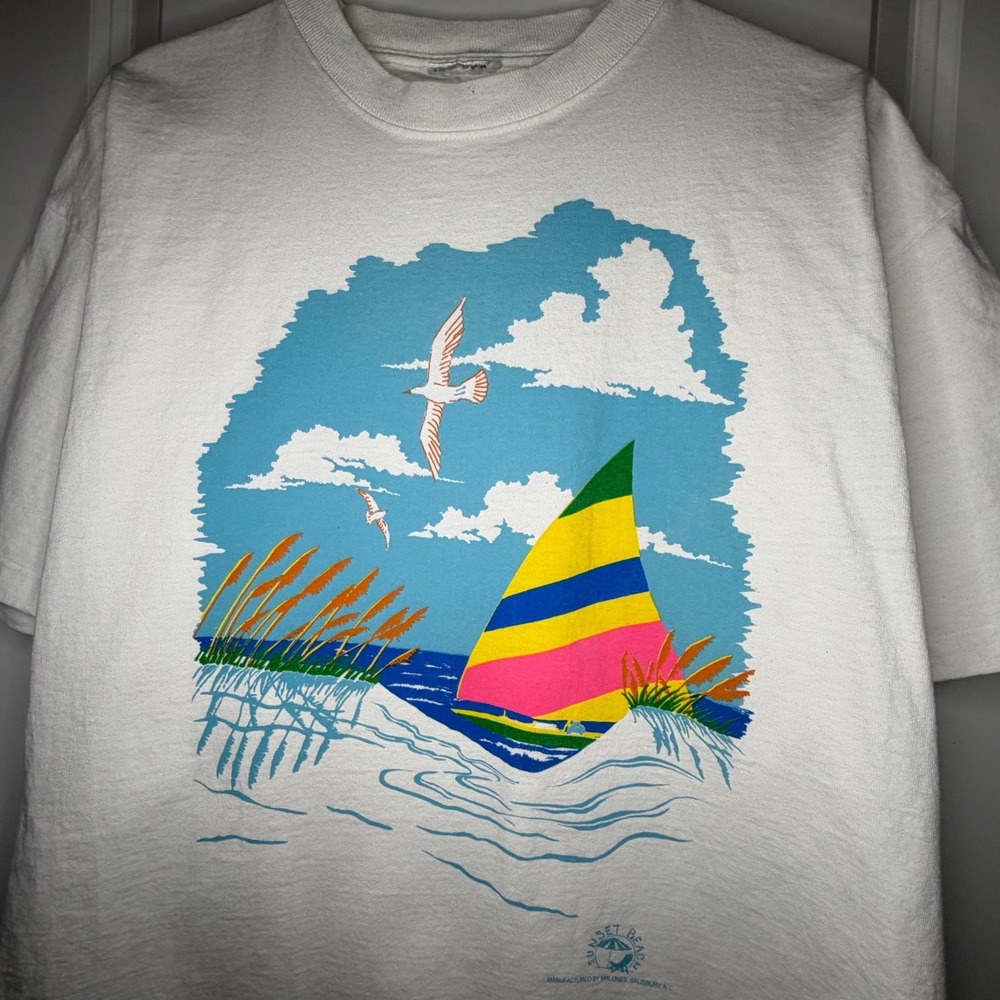Vintage‎ 90's Sunset Beach Sailboat Graphic T-Shirt White Malones NC Mens XL
